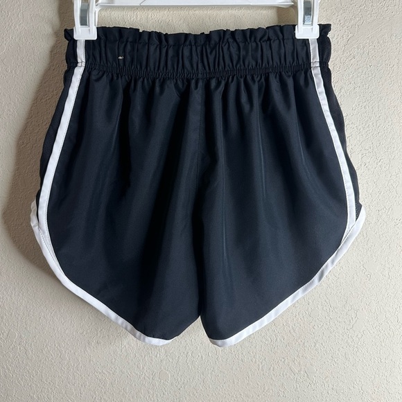 Nike running ionclash tempo black shorts lined size small - Picture 3 of 5